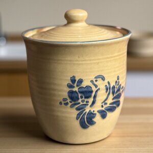 Pfaltzgraff Yorktowne 2 Qt Stoneware Canister with Lid Vintage USA